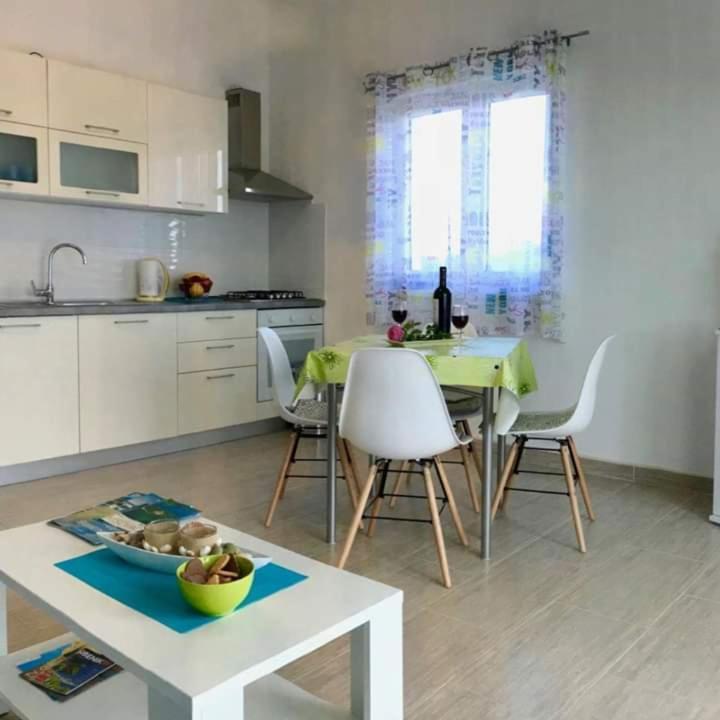 Apartman Laura Tribalj エクステリア 写真